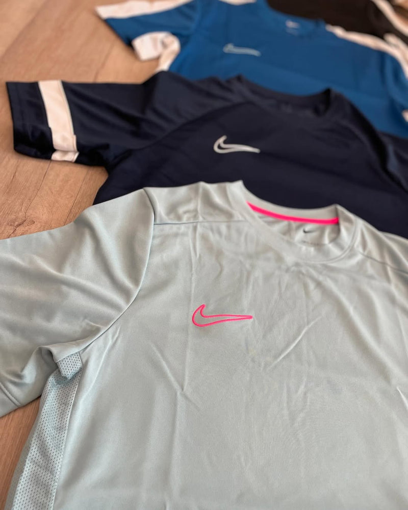 COMBO NOVO KIT 5 CAMISAS NK ACADEMY 2025