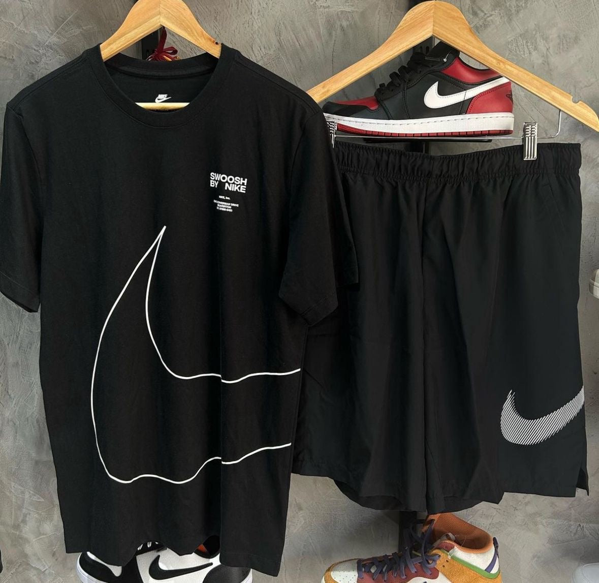 Conjunto NK Big Swoosh