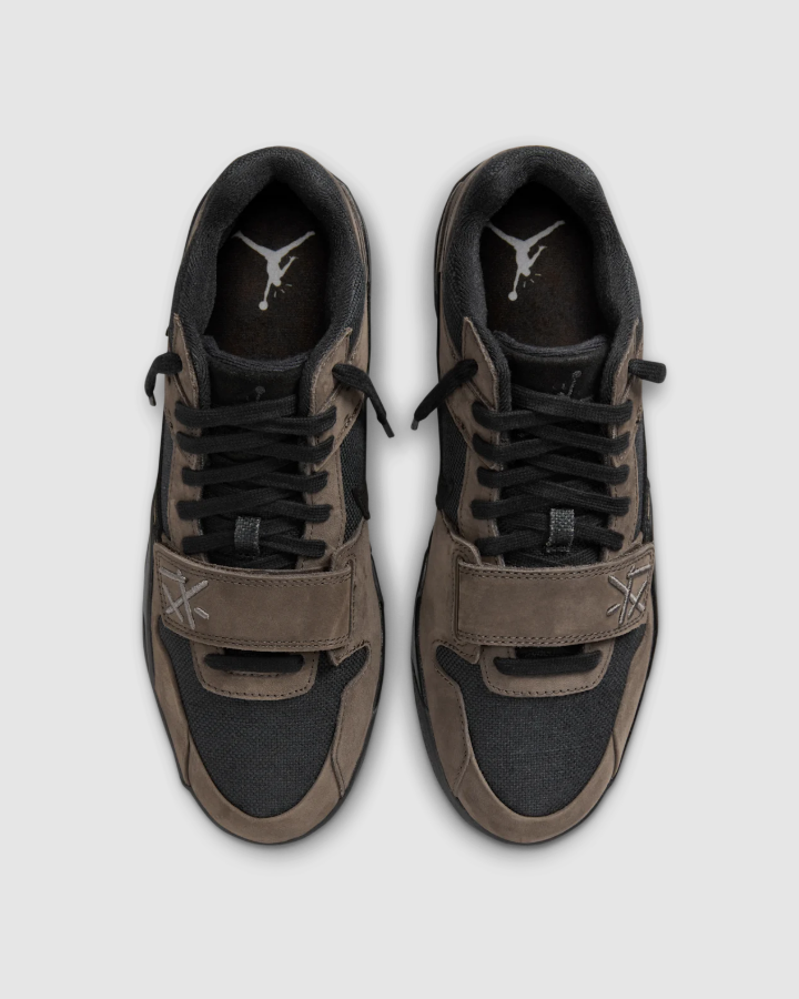 Tênis NK Travis Scott CJ1 T-Rexx Black and Dark Mocha