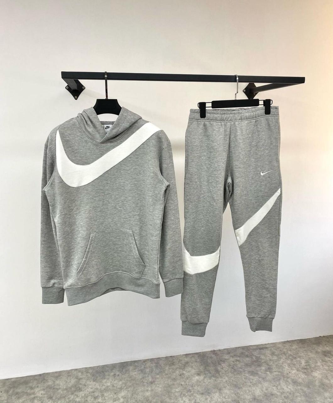 Conjunto NK Swoosh