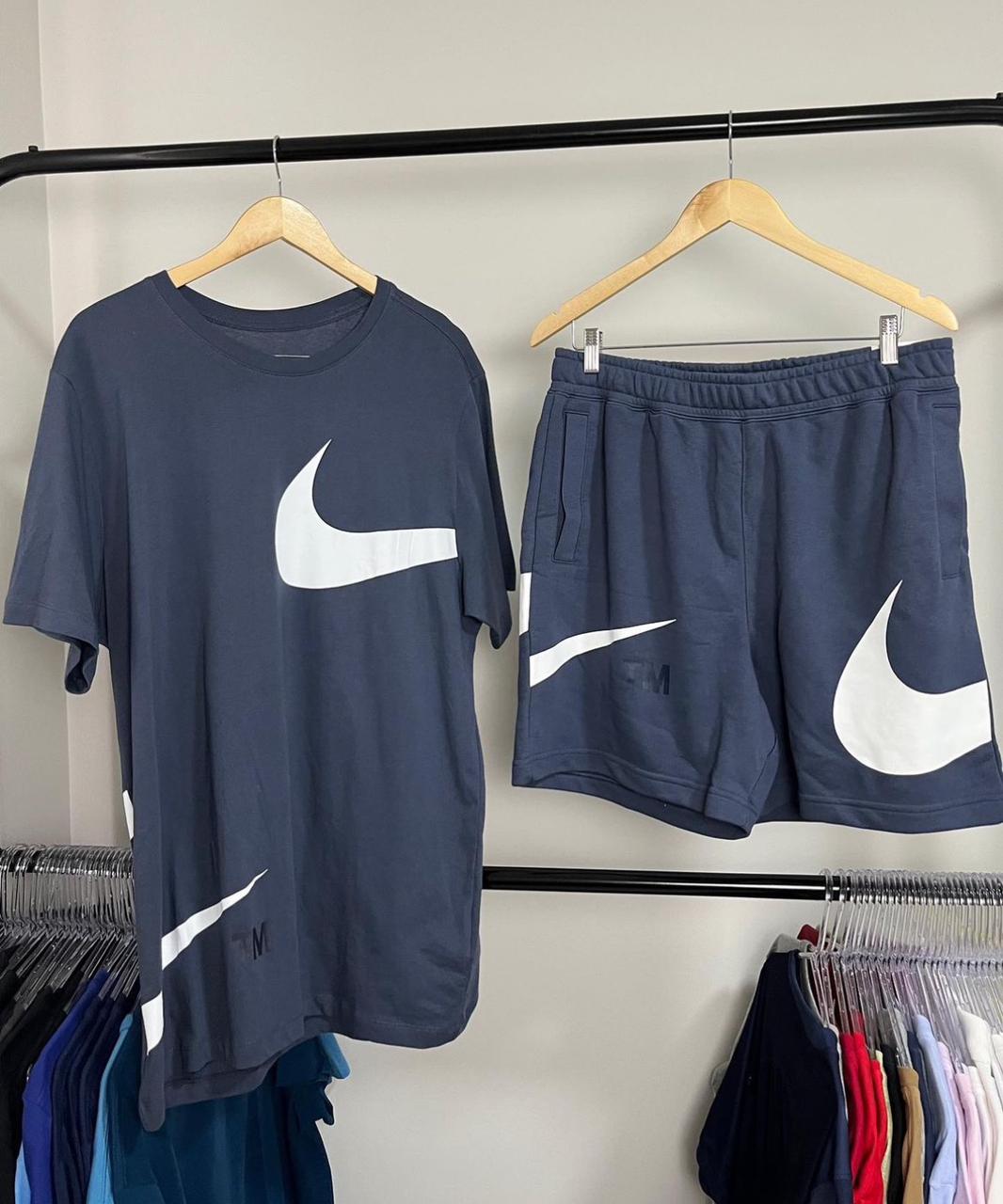 Conjunto NK Big Swoosh