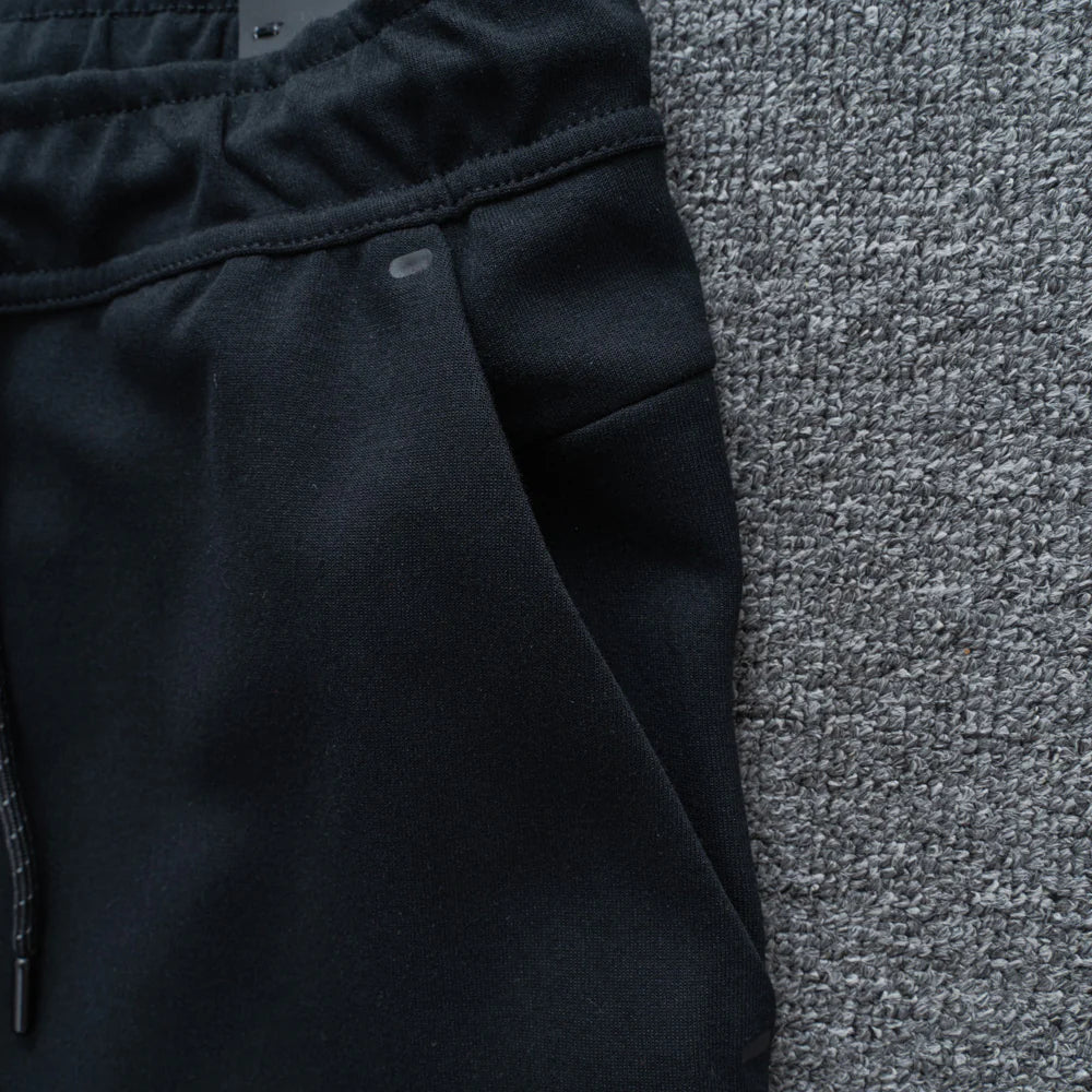 Conjunto NK Tech Fleece Preto