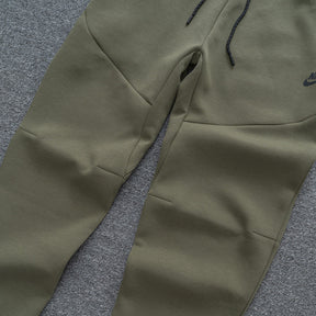 Calça NK Tech Fleece