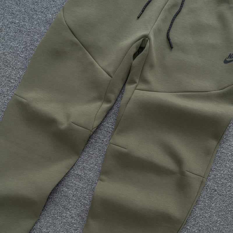 Calça NK Tech Fleece