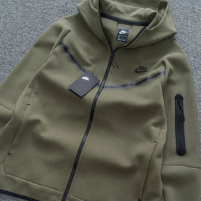 Jaqueta NK Tech Fleece