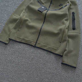 Jaqueta NK Tech Fleece