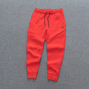 Conjunto NK Tech Fleece Vermelho