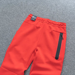 Conjunto NK Tech Fleece Vermelho