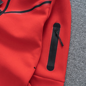 Conjunto NK Tech Fleece Vermelho