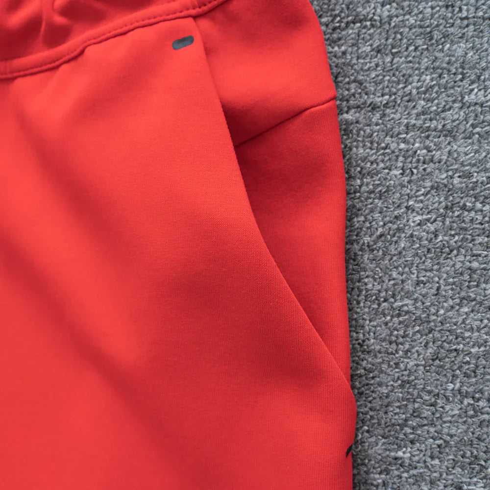 Conjunto NK Tech Fleece Vermelho