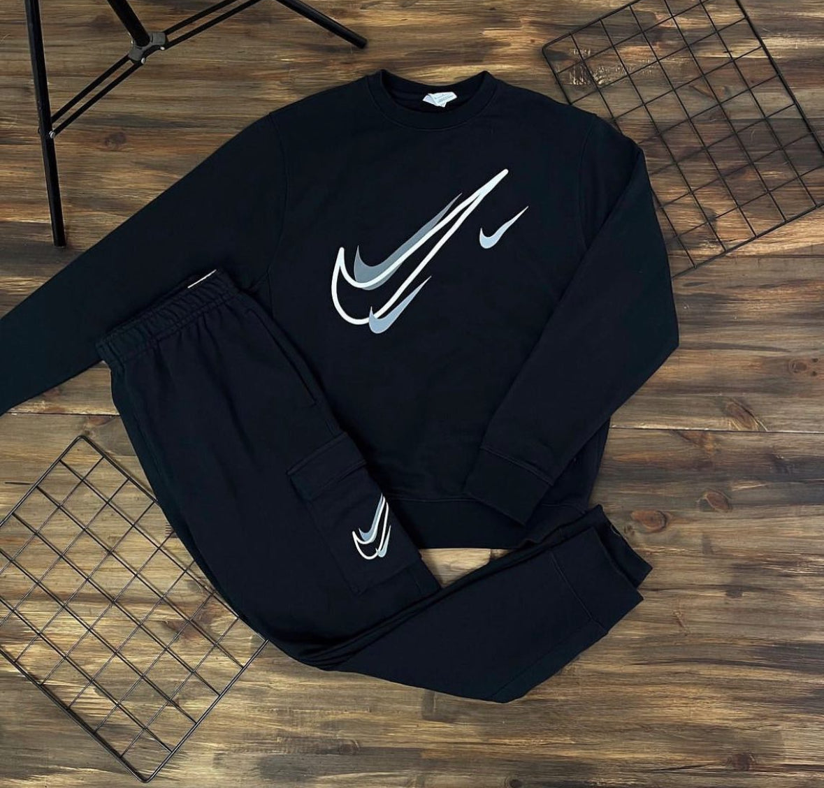 Conjunto NK Big Swoosh