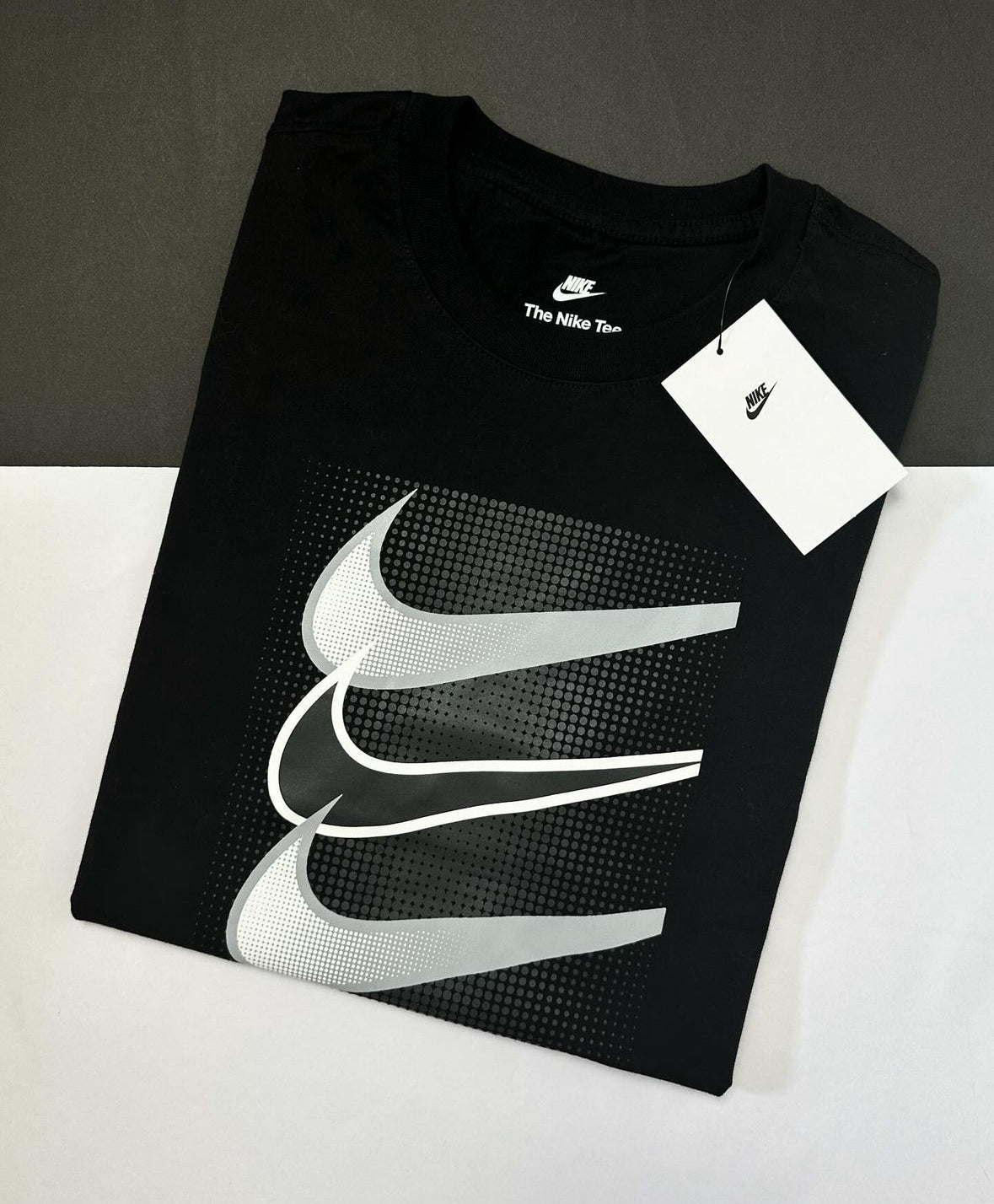 Camiseta NK Triple Swoosh